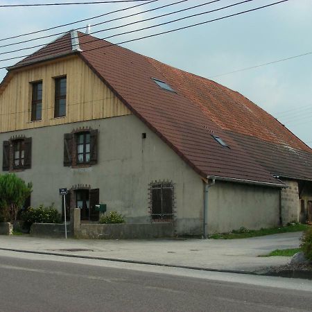 Chambre D Hote 1873 Frasne Exterior photo