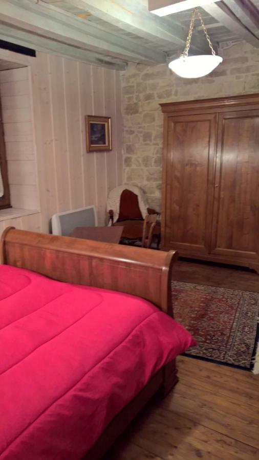 Chambre D Hote 1873 Frasne Exterior photo